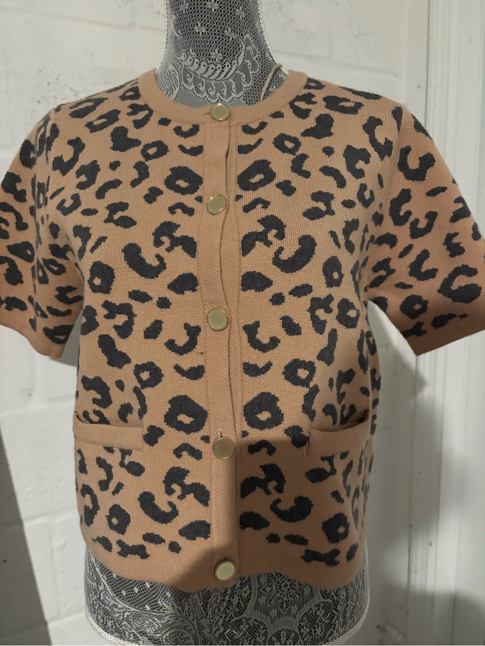 Vigoss Short-Sleeve Leopard Print Cardigan - Tan & Black